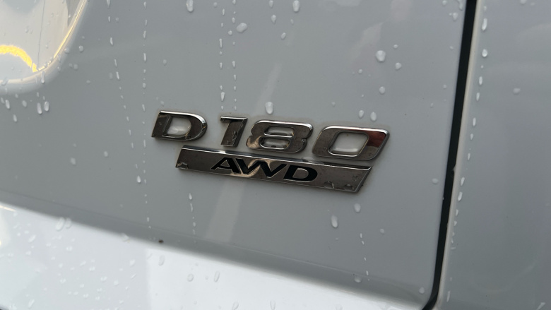 Jaguar E-Pace 2.0d [180] SE 5dr Auto Diesel Estate